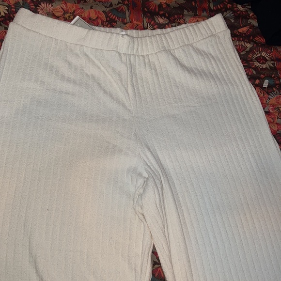H&M Cream Ribbed Slit Pants - Picture 7 of 8